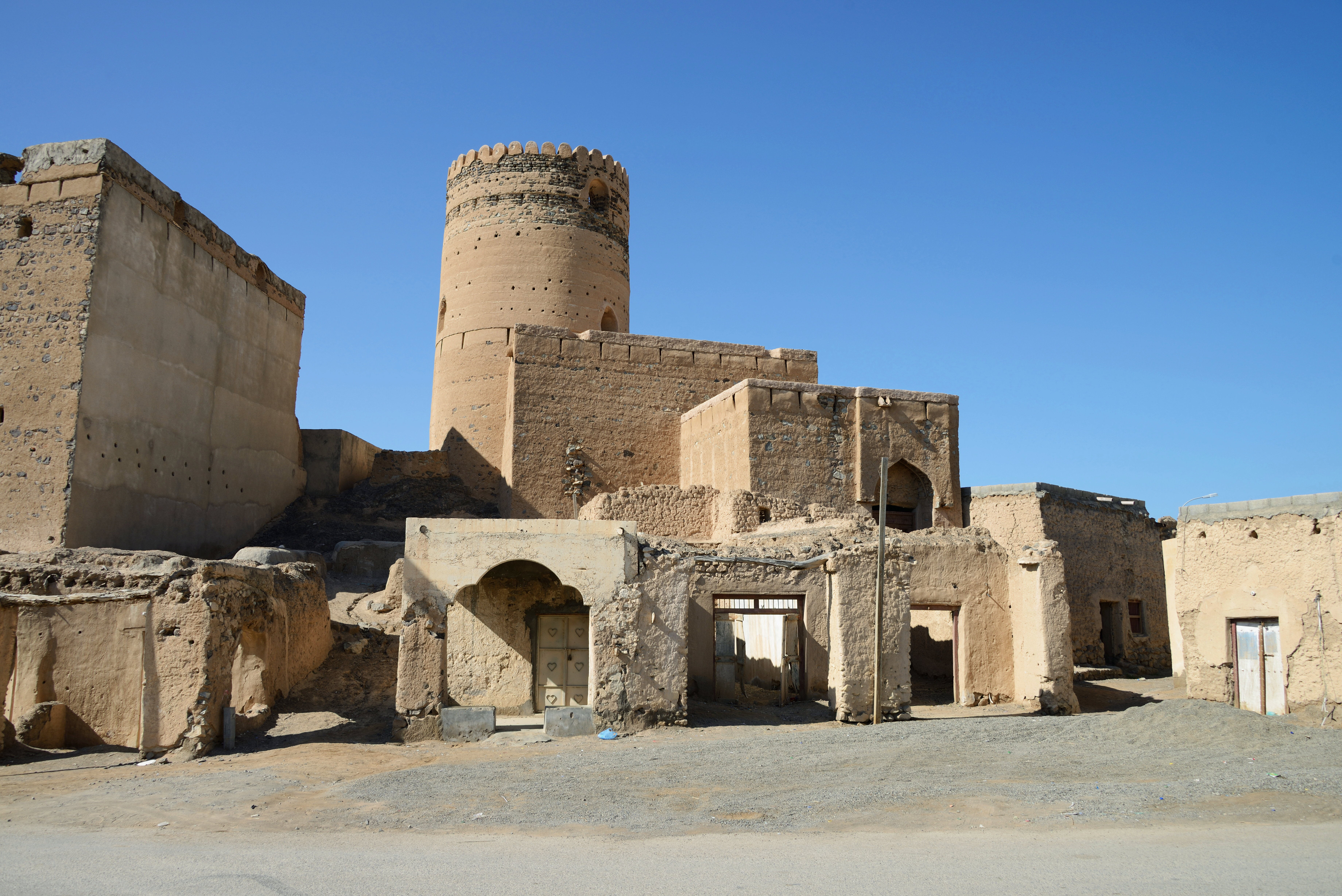 قلعة الخناجرة "من جماليات المضيرب"