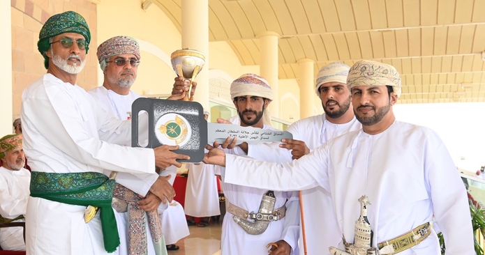 /العاصمة/ لهجن البشائر تُتوَّج بكأس جلالة السلطان للهجن